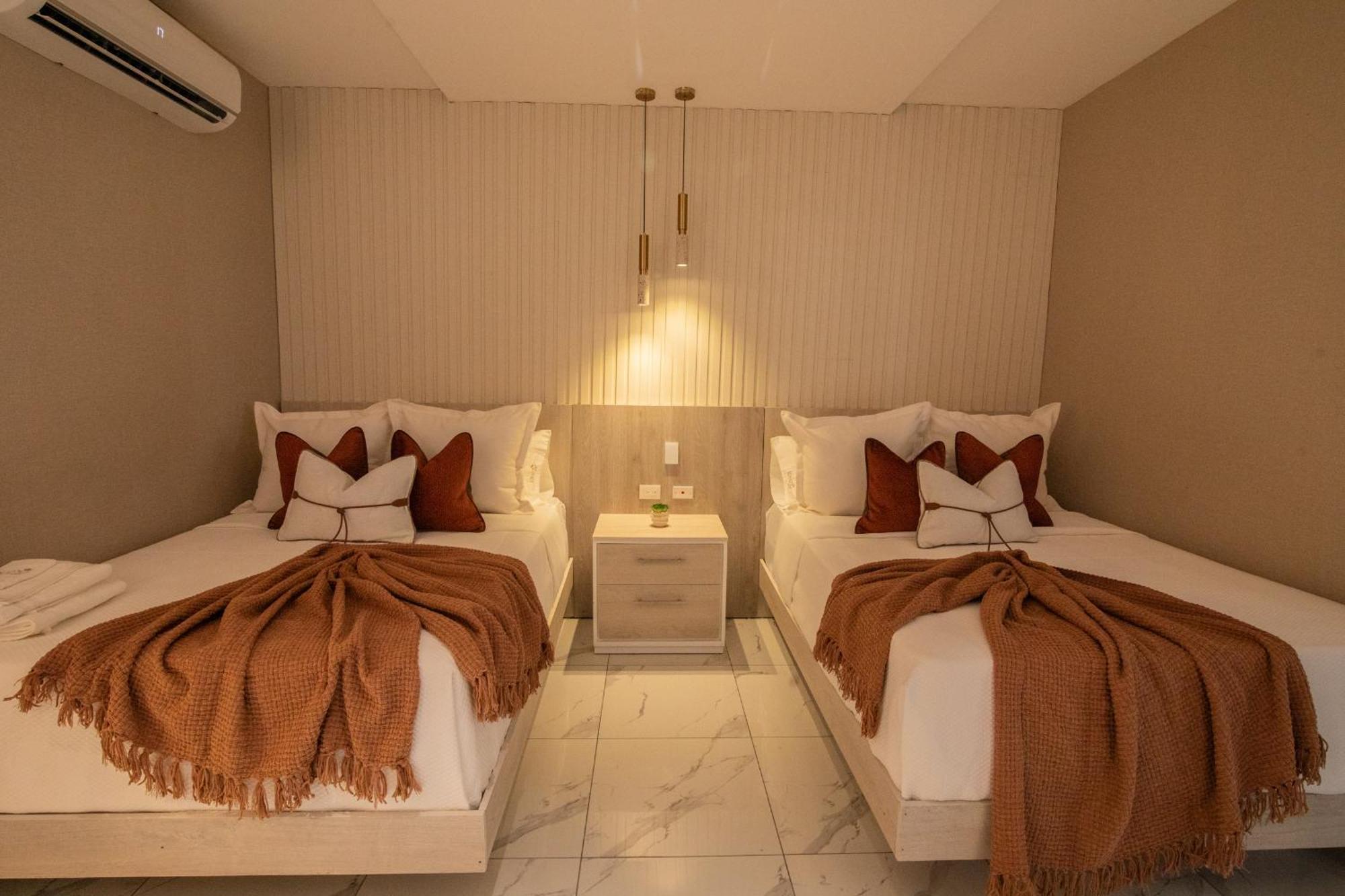 Lovera Hotel Santiago De Los Caballeros Ngoại thất bức ảnh